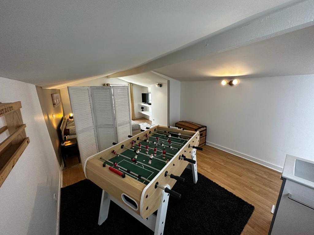 Le Saint Maixent, Maison De Ville, Baby Foot, Wifi Eksteriør billede