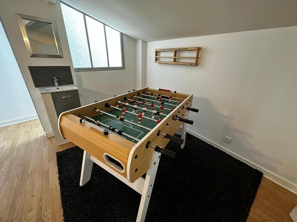 Le Saint Maixent, Maison De Ville, Baby Foot, Wifi Eksteriør billede