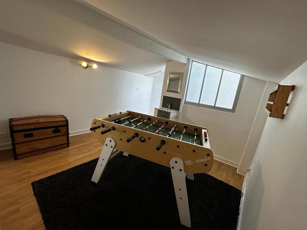 Le Saint Maixent, Maison De Ville, Baby Foot, Wifi Eksteriør billede