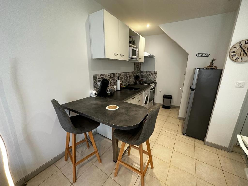 Le Saint Maixent, Maison De Ville, Baby Foot, Wifi Eksteriør billede