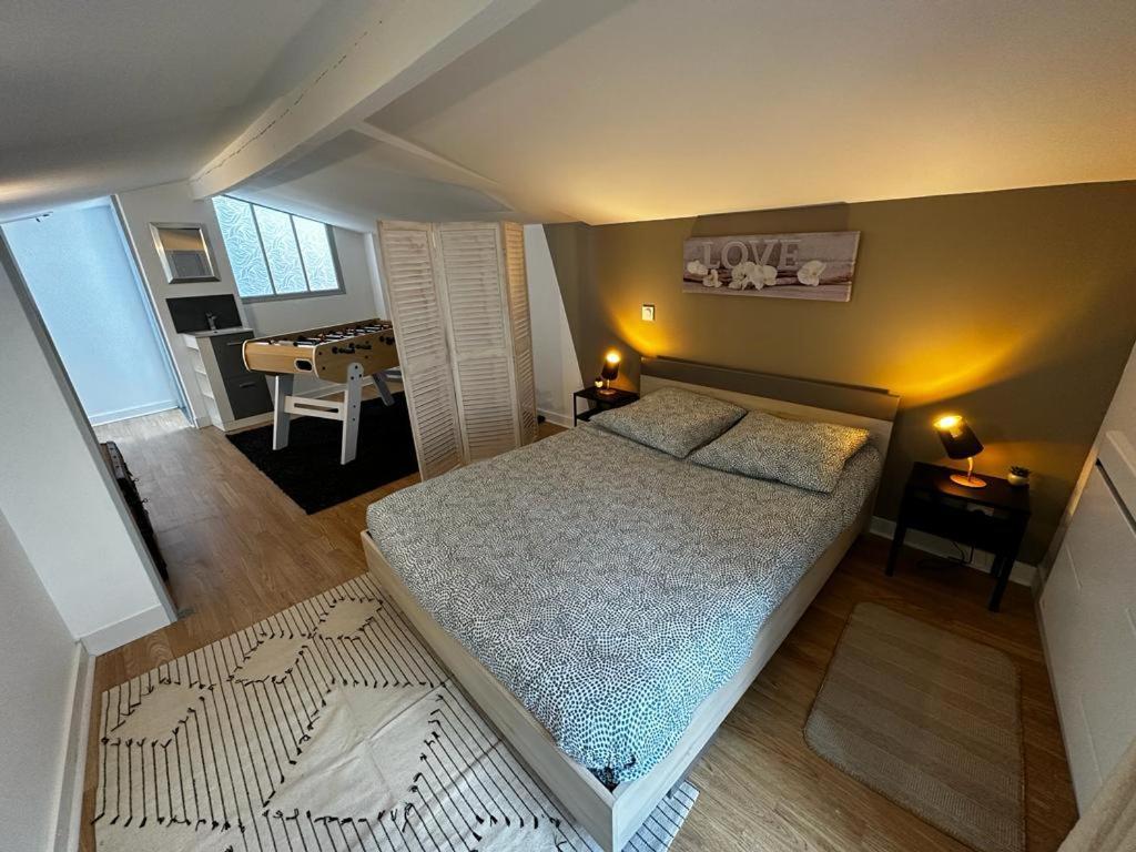 Le Saint Maixent, Maison De Ville, Baby Foot, Wifi Eksteriør billede